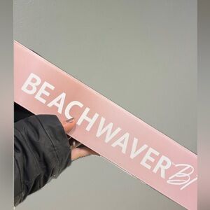 Beachwaver B1 Rotating Curling Iron in Midnight Rose